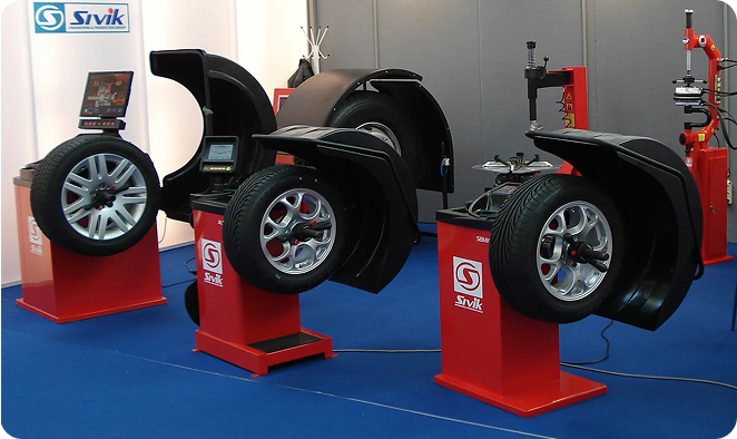 Первый семинар, зарубежная выставка, первый иностранный клиент