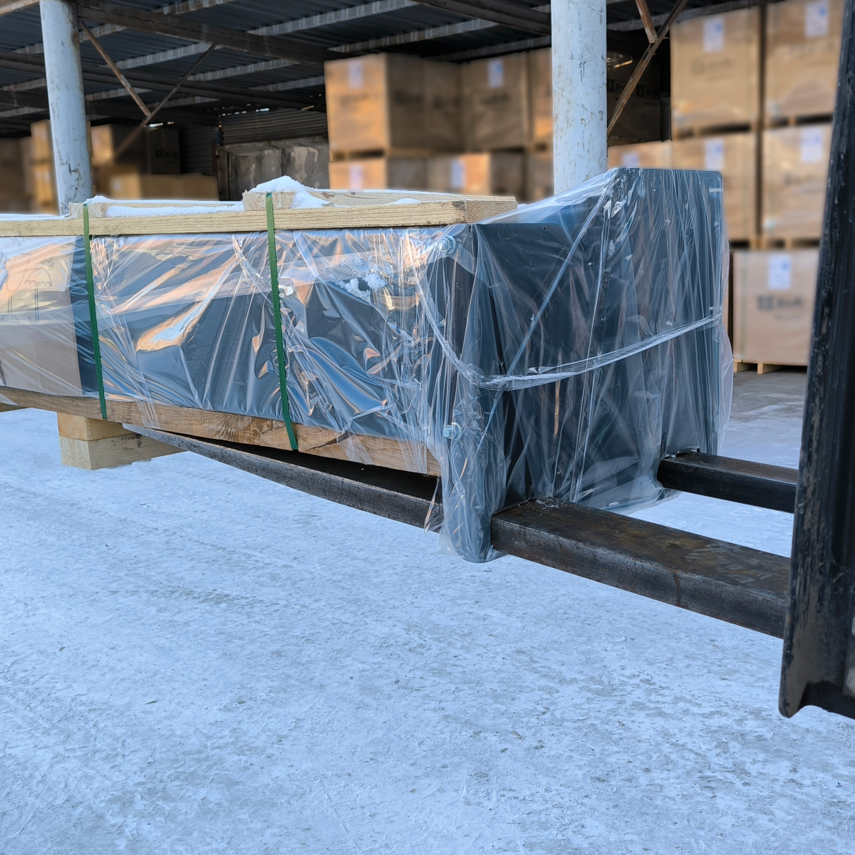 УПАКОВКА АДАПТИРОВАНА ДЛЯ ЗАДНЕЙ ПОГРУЗКИ