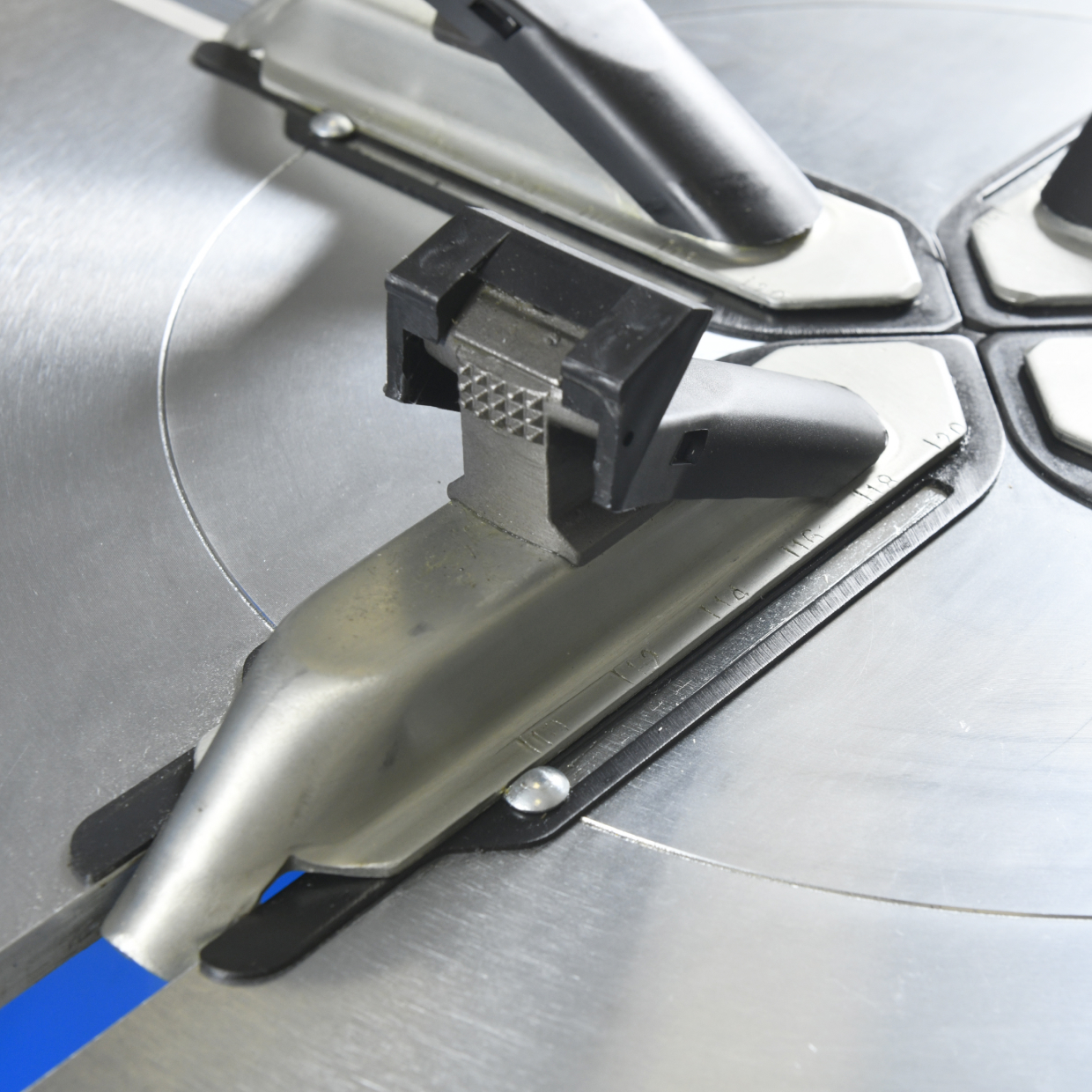 Надежный рабочий стол 